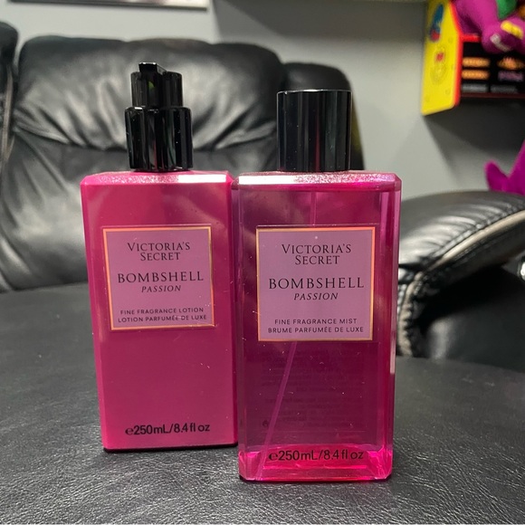 Victoria's Secret Other - VICTORIA'S SECRET BOMBSHELL PASSION set